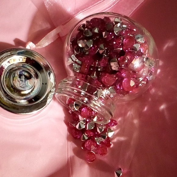 Breast Cancer Awareness Pink Rhinestones Gem 1.05 oz Keepsake Bottle Jar… - Picture 2 of 12